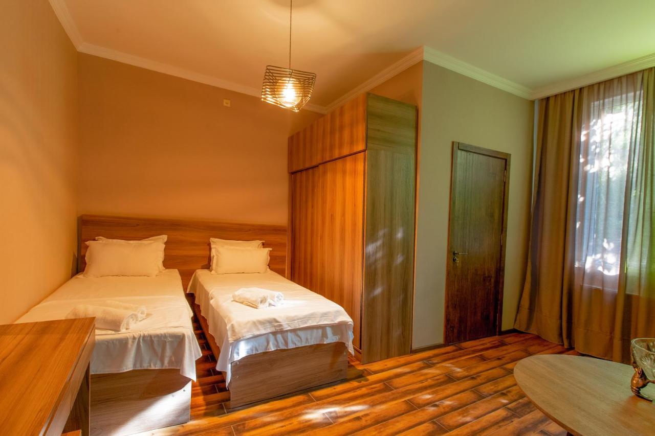 4 Rooms Sighnaghi Exteriör bild