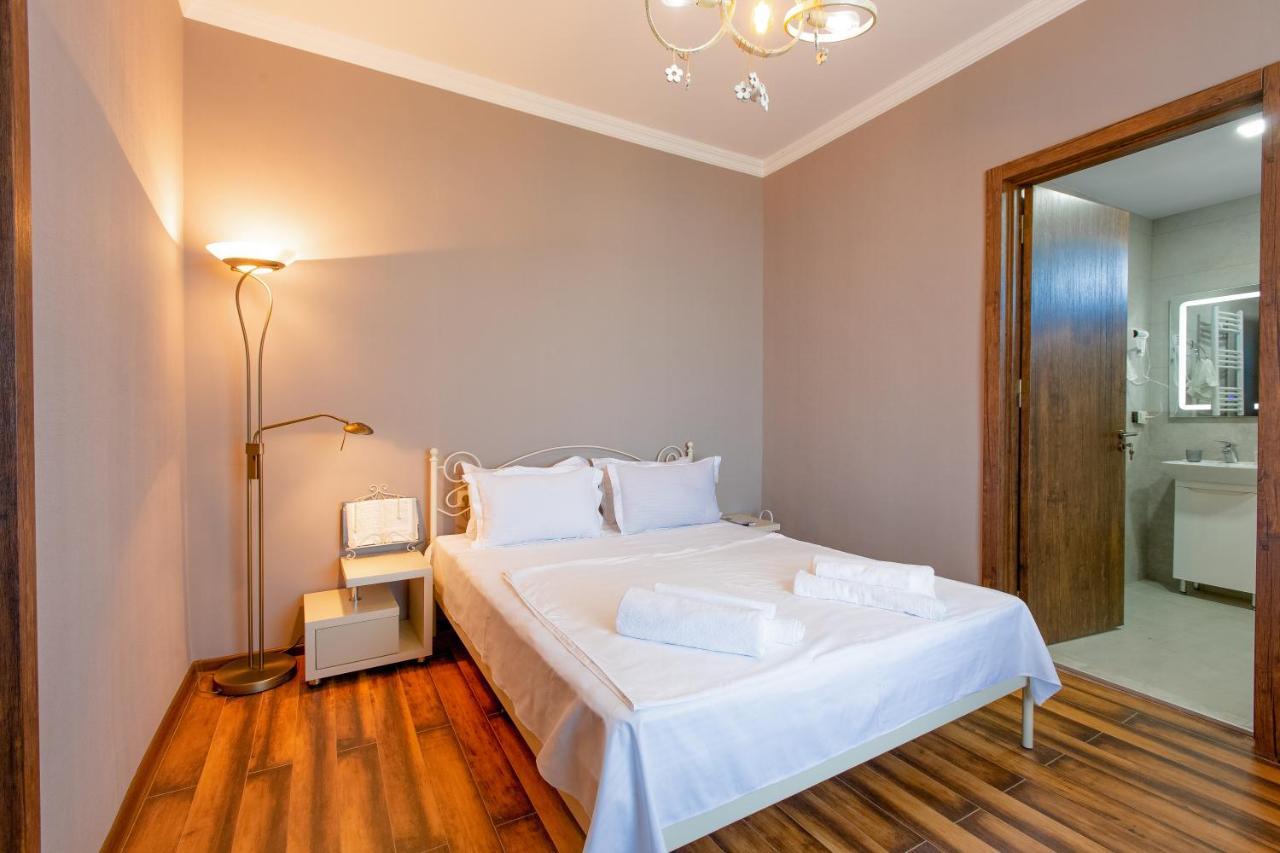 4 Rooms Sighnaghi Exteriör bild